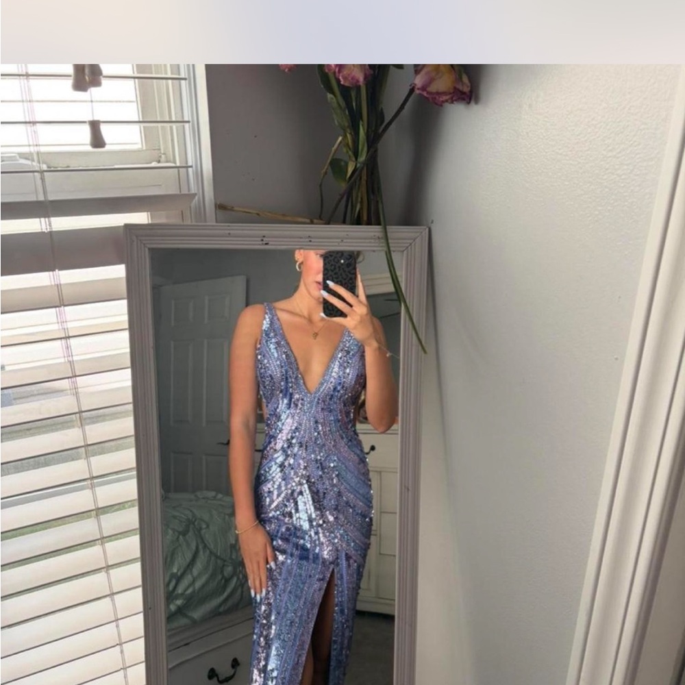 Sherri Hill prom dress - Picture 4 of 8